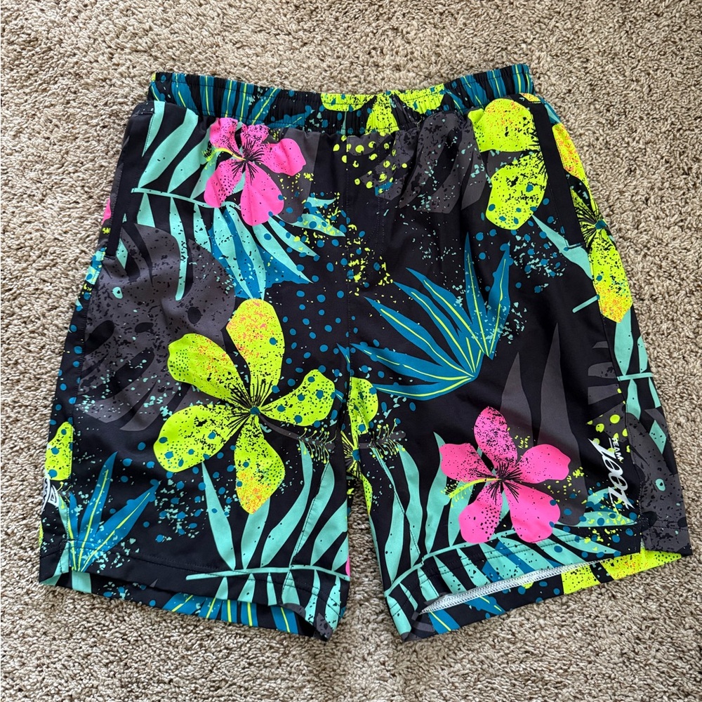Men’s Zoot 2 in 1 Limited 8” Running Shorts - Team Zoot 2021 Tropical Print